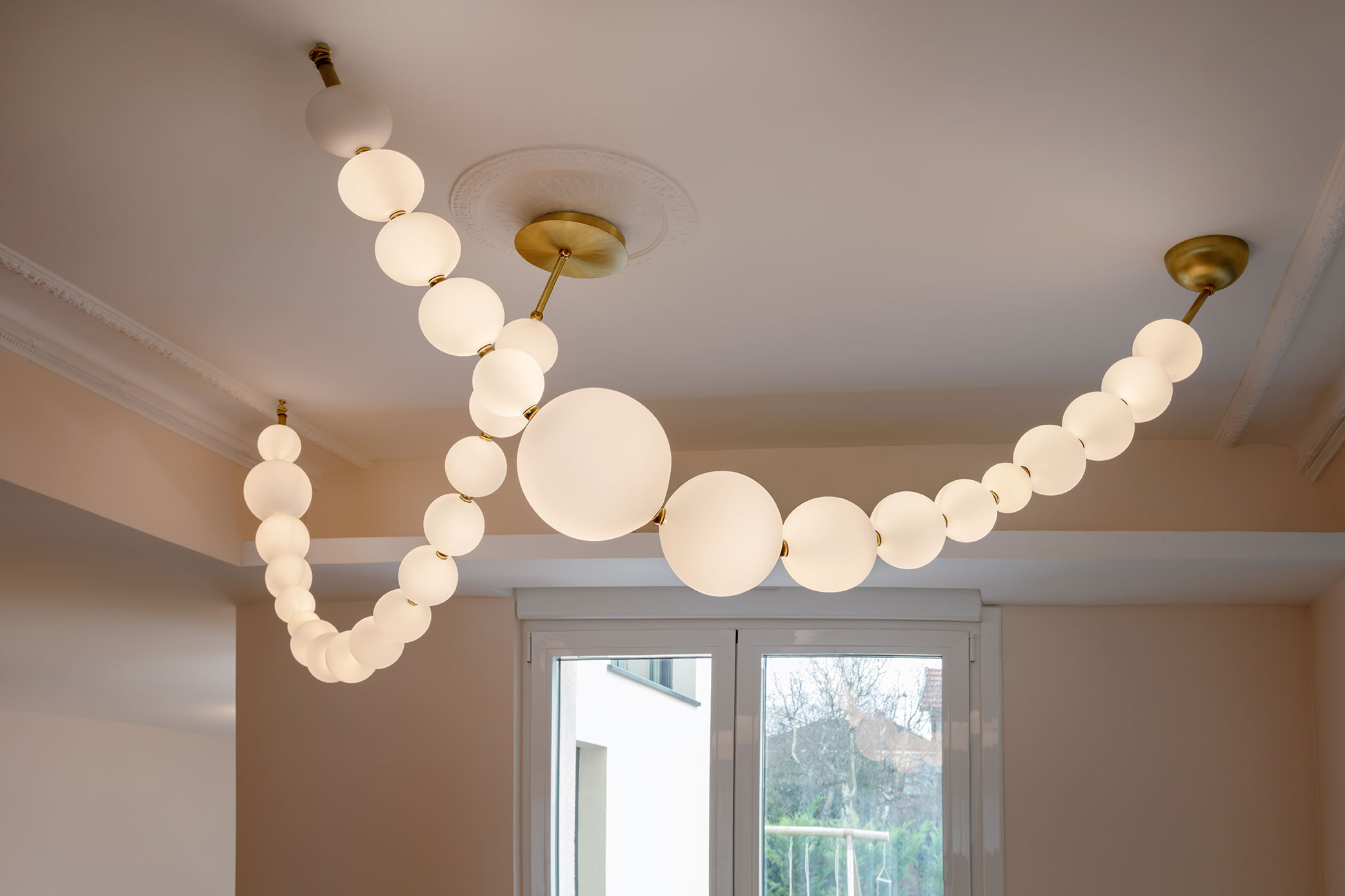 Pearl Necklace chandeliers - L230cm-diam8-18cm - L235cm-diam-8-22cm