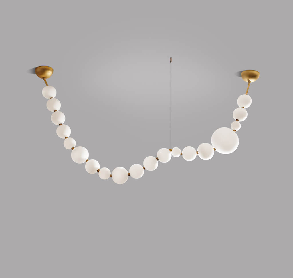 Colliers de Perles L110''H35''75''btw hooks=280 90 190cm-Pearls diam 3''-9''=8-22cm-cups-1 constraint