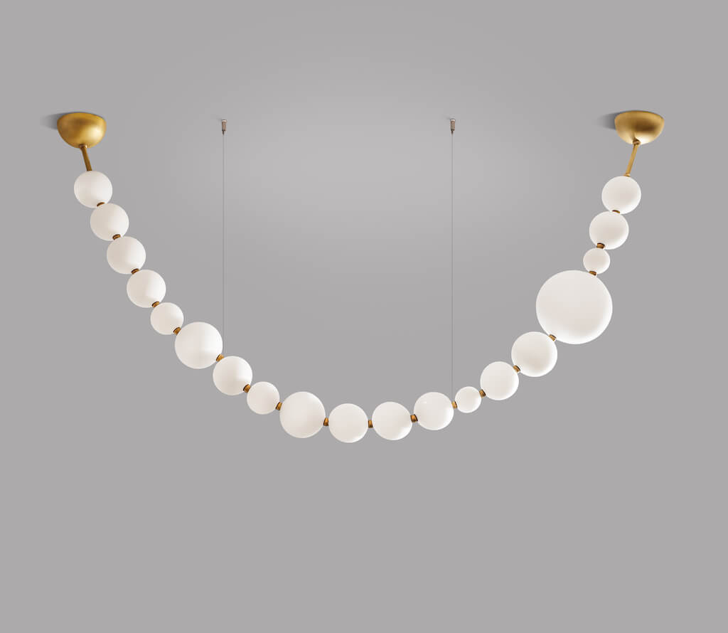 Colliers de Perles L110''H35''75''btw hooks=280 90 190cm-Pearls diam 3''-9''=8-22cm-cups-constraint level 0