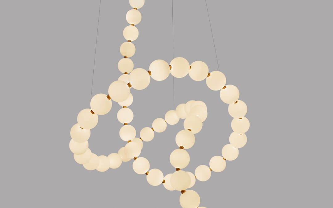 VOLTIGE DE PERLES Lustre